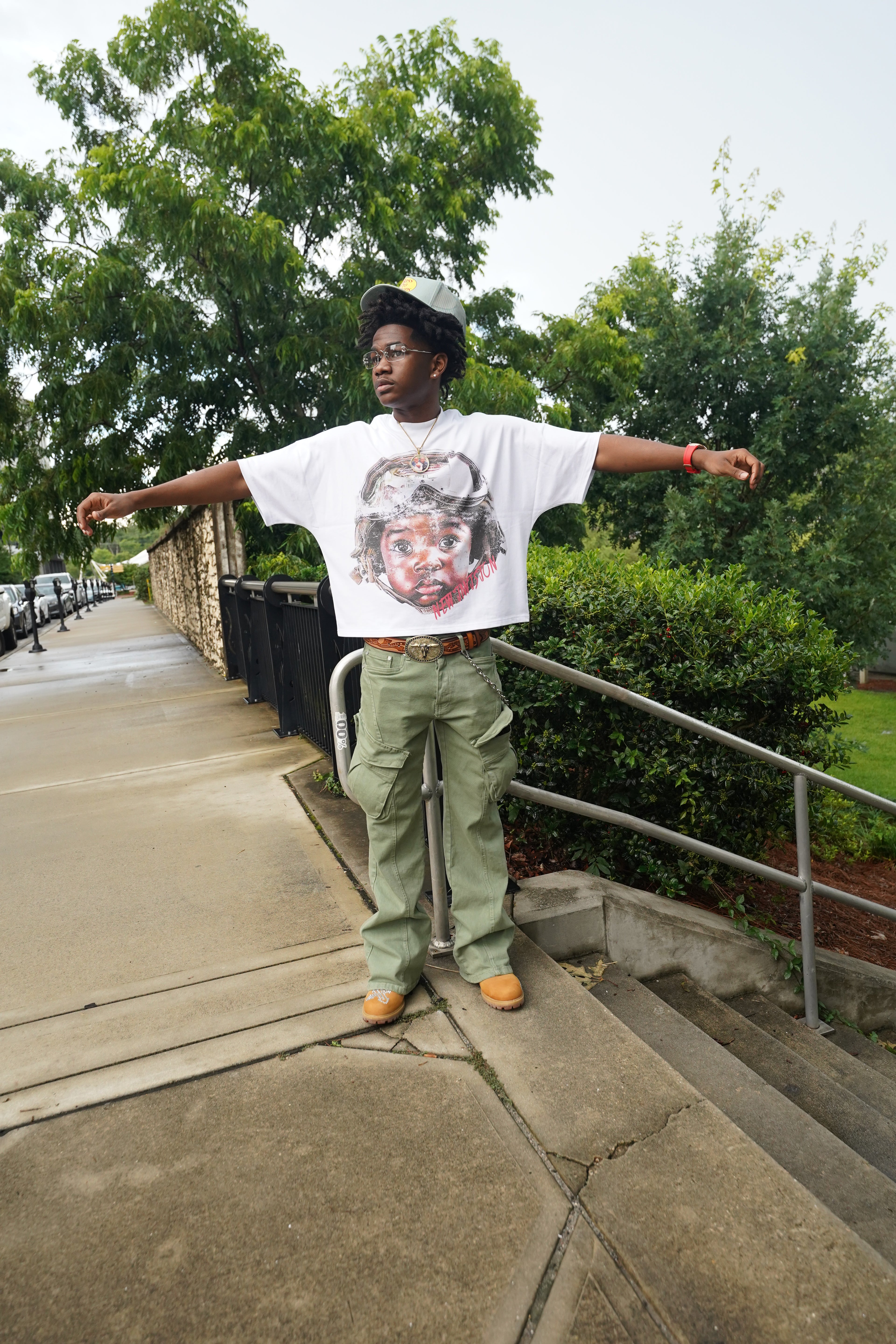 "Baby Sholder" BOXY FIT T-SHIRT